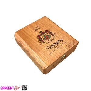 Arturo Fuente Hemingway Classic Empty Wooden Cigar Box 7.25x7.75x2.75